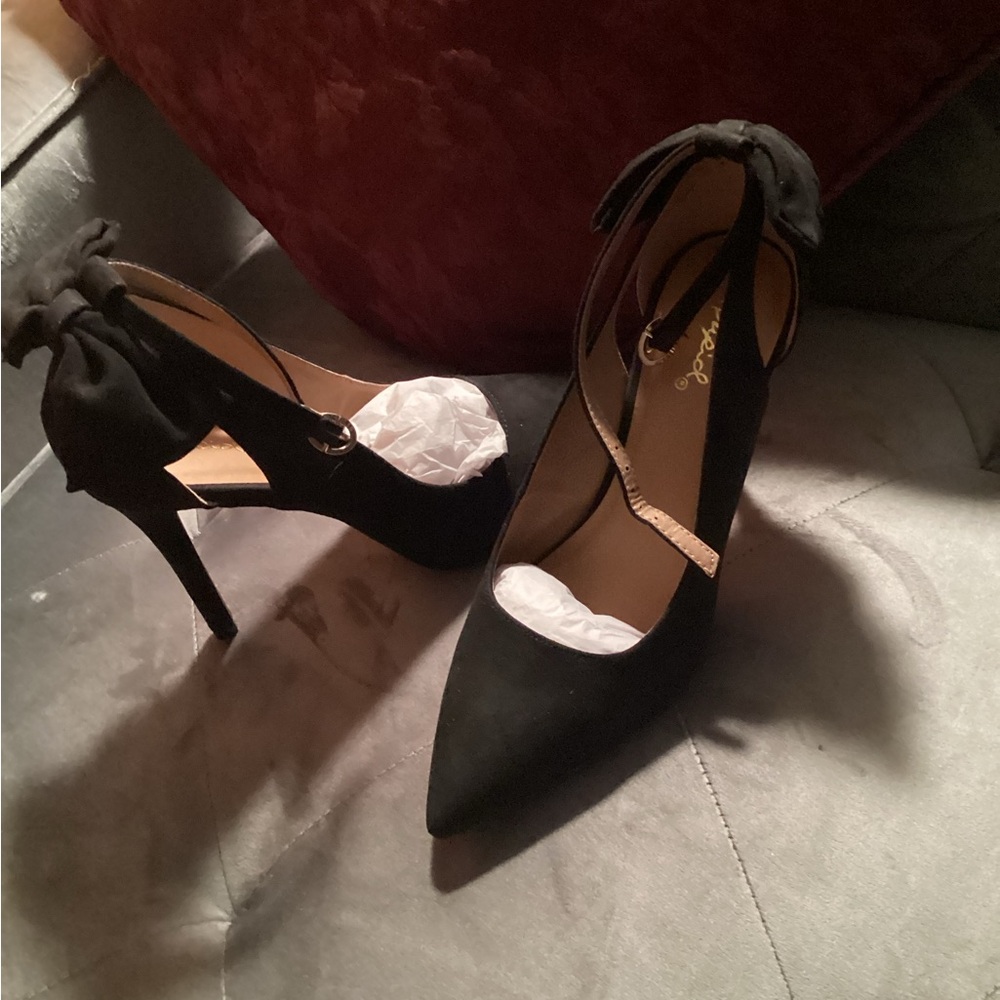 Qupid Black Suede Heels Elegant Stilettos